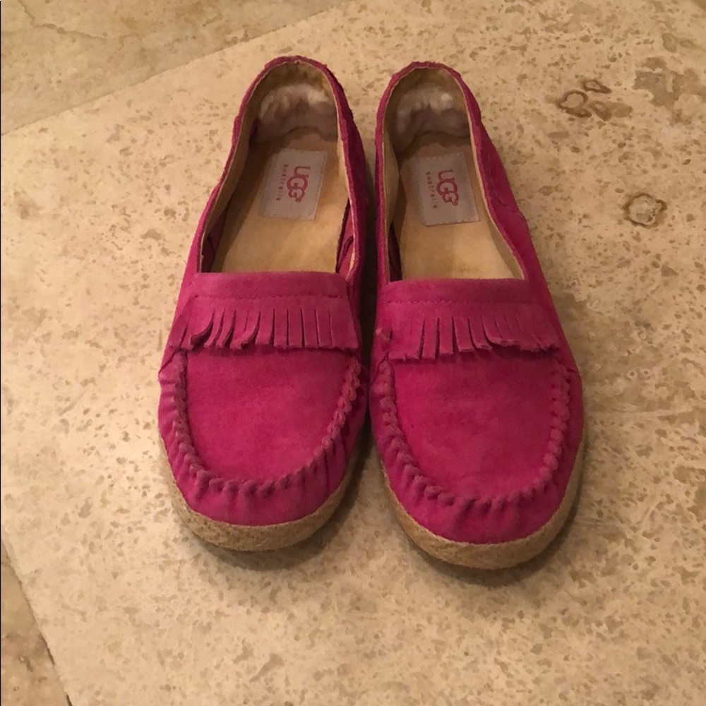 Ugg hot pink slip on womens 7 girls 5